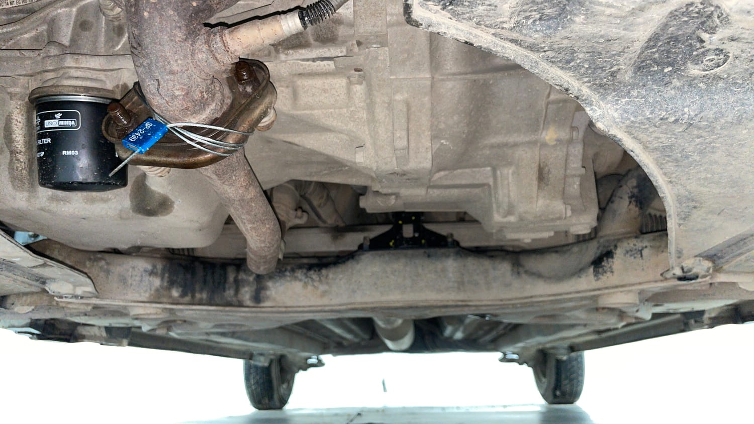 Used 2016 Maruti Suzuki Swift Lxi (O) Petrol Manual extra FRONT LEFT UNDERBODY VIEW