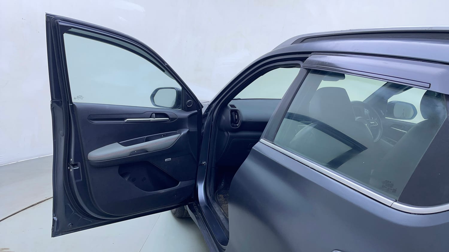Used 2023 Kia Sonet X Line 1.5 Diesel AT Diesel Automatic interior LEFT FRONT DOOR OPEN VIEW