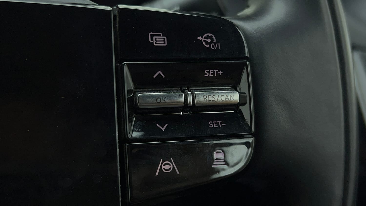 2025 Tata Curvv Accomplished Plus A 1.5 Kryojet Diesel 7DCA Dark Edition-41