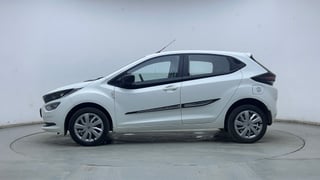 Used 2023 Tata Altroz XT Petrol Petrol Manual exterior LEFT SIDE VIEW