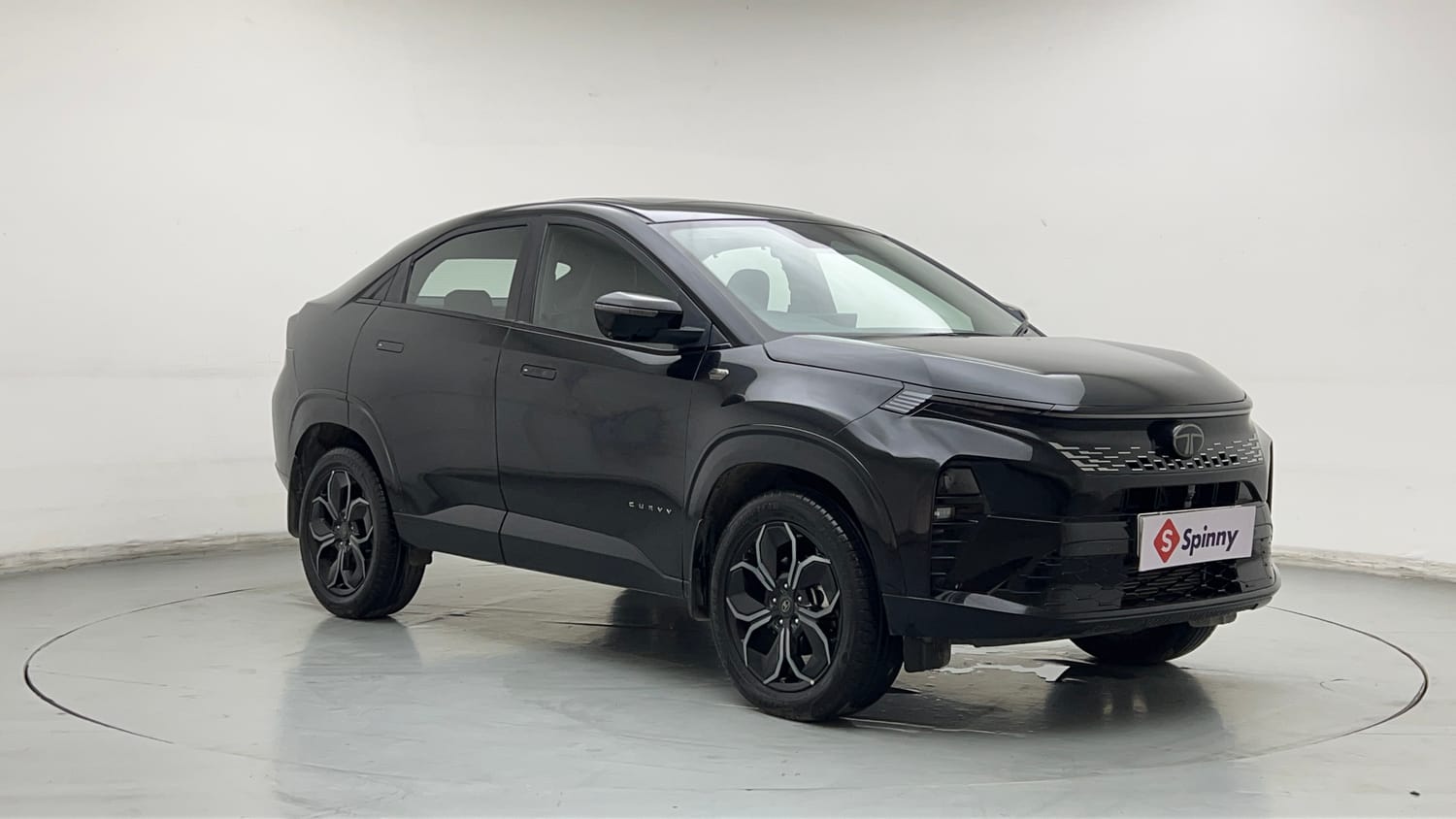 2025 Tata Curvv Accomplished Plus A 1.5 Kryojet Diesel 7DCA Dark Edition-6