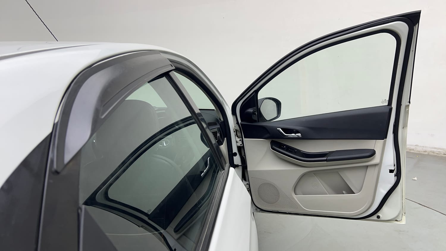 Used 2022 Tata Tiago XZ Plus CNG Cng Manual interior RIGHT FRONT DOOR OPEN VIEW