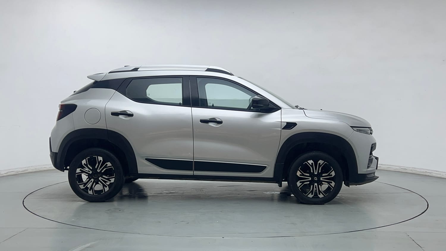 2022 Renault Kiger RXT (O) AMT-5