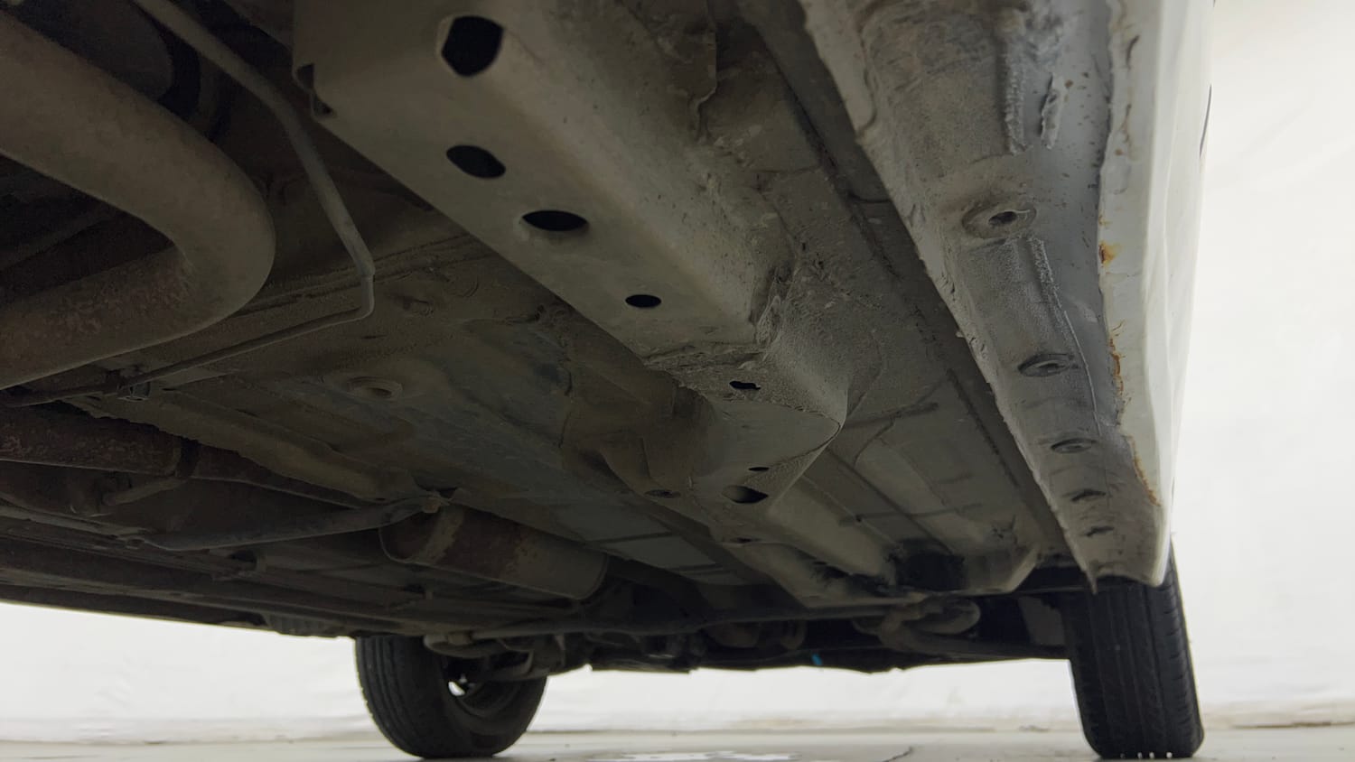 Used 2022 Tata Tiago XZ Plus CNG Cng Manual extra REAR RIGHT UNDERBODY VIEW