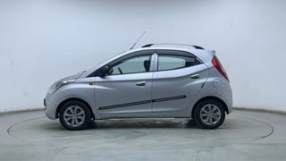 Used 2018 Hyundai Eon Magna + Petrol Manual exterior LEFT SIDE VIEW