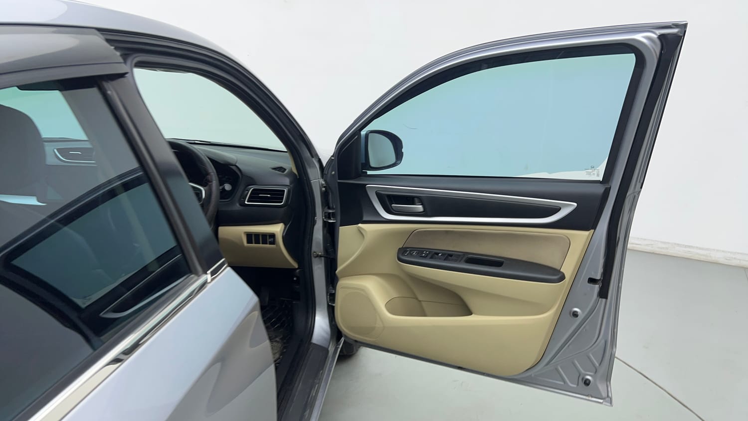 Used 2023 Honda Amaze S 1.2 Petrol CVT Petrol Automatic interior RIGHT FRONT DOOR OPEN VIEW