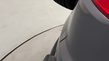 minor_scratch_0