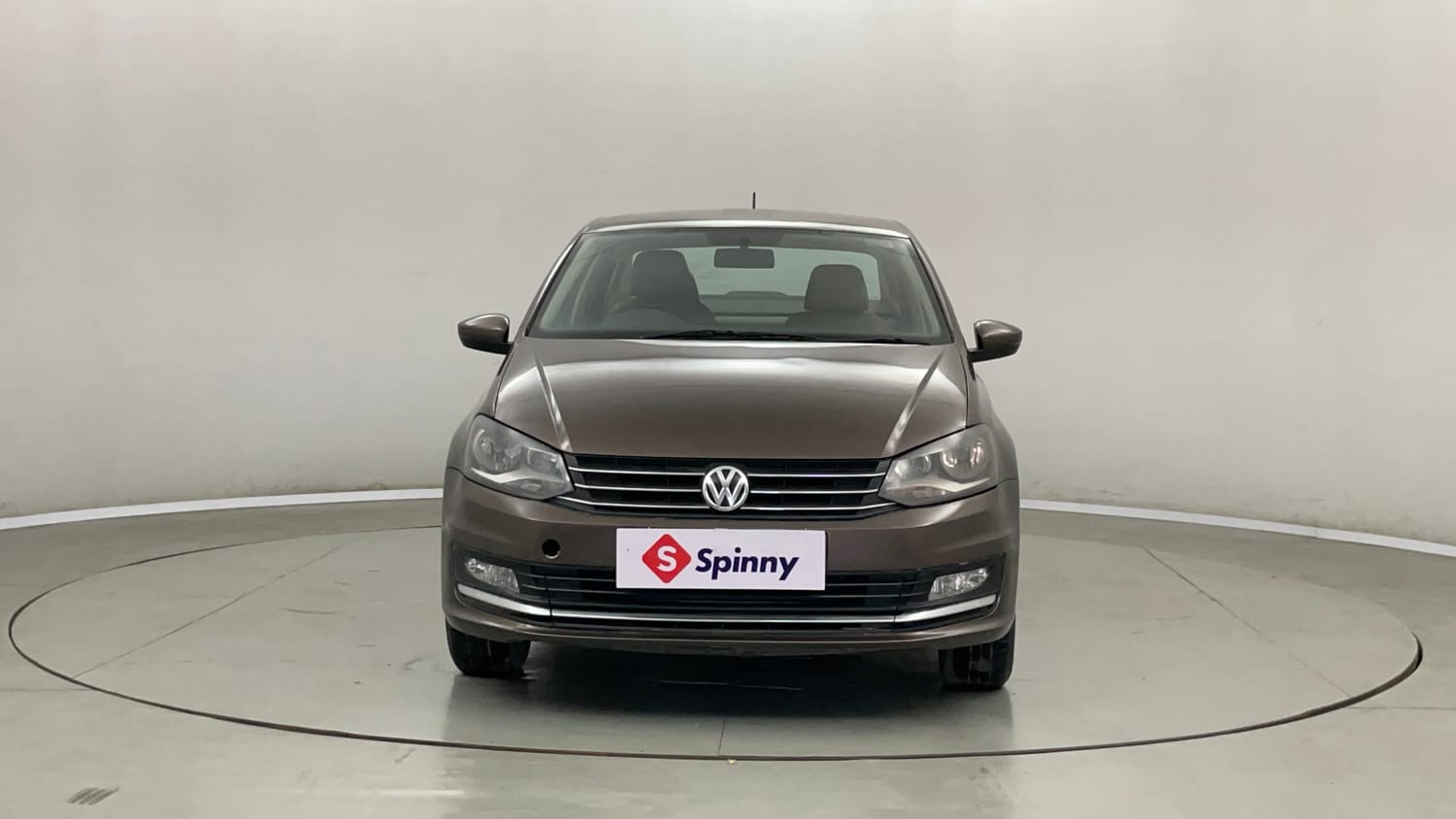 Used 2015 Volkswagen Vento Highline Diesel AT Diesel Automatic exterior FRONT VIEW