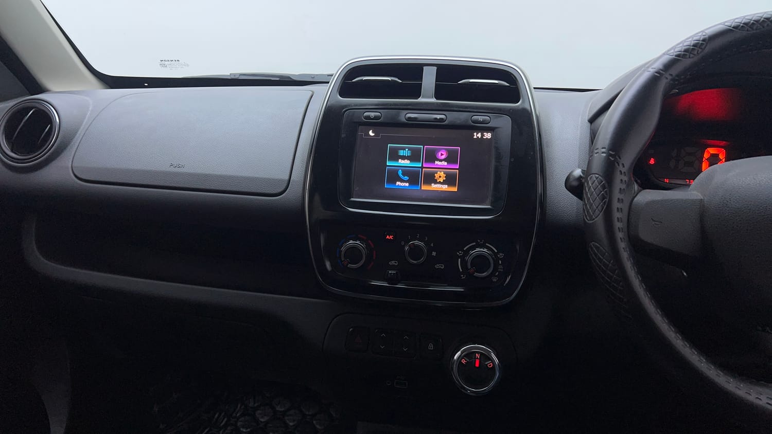 2019 Renault Kwid 1.0 RXT AMT Opt-13