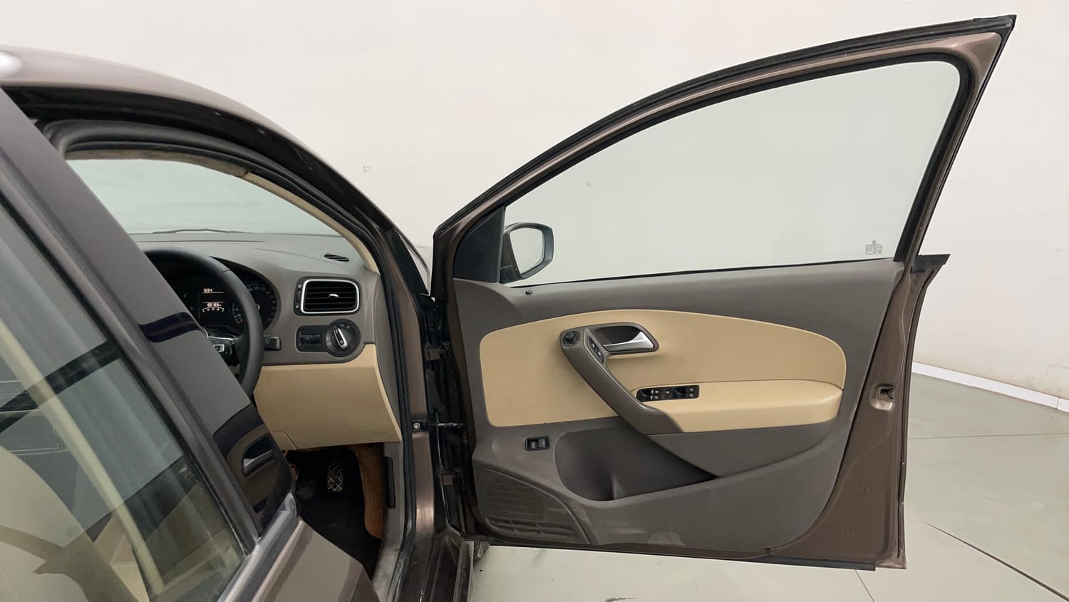 Used 2015 Volkswagen Vento Highline Diesel AT Diesel Automatic interior RIGHT FRONT DOOR OPEN VIEW
