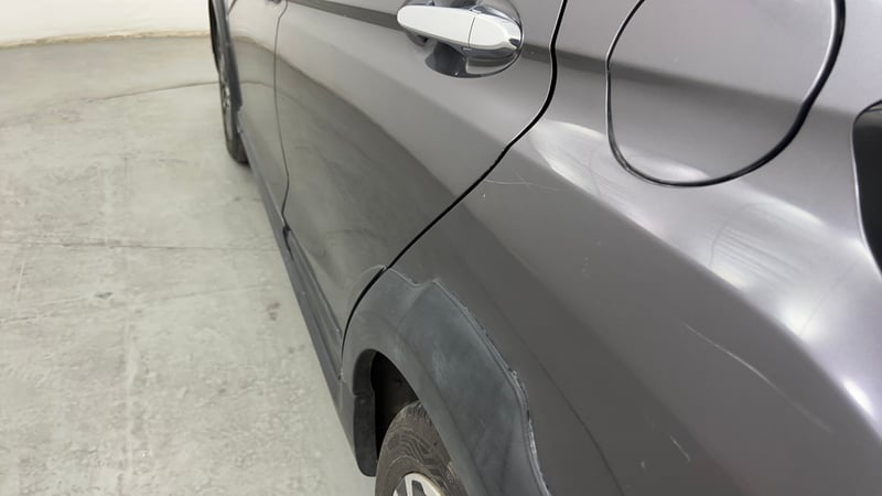 Used 2018 Honda WR-V VX MT Diesel Diesel Manual dents MINOR SCRATCH