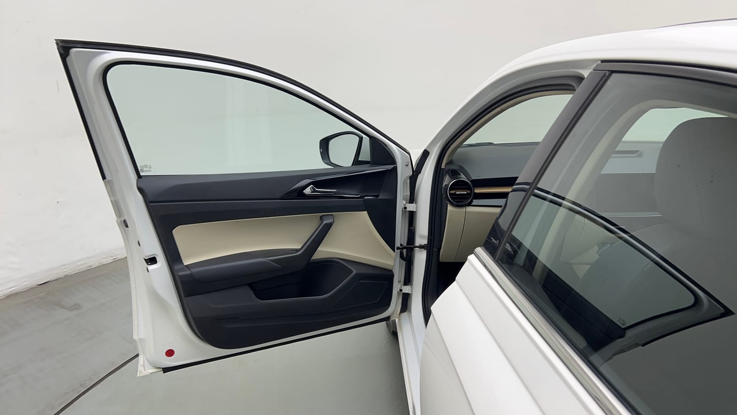 2022 Skoda Slavia Style 1.5L TSI MT-21