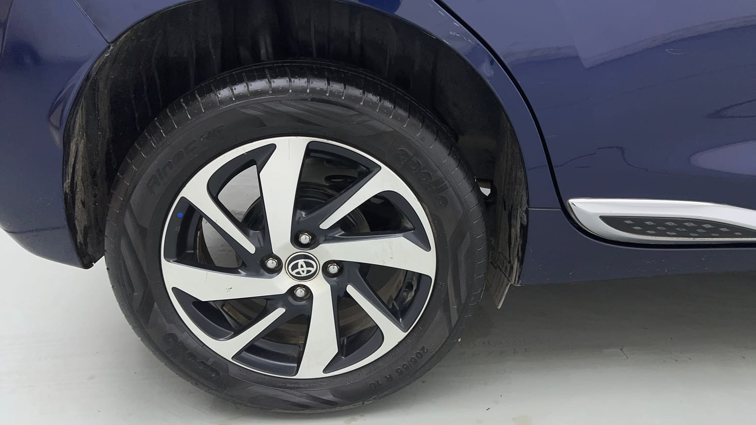 2022 Toyota Glanza V-33