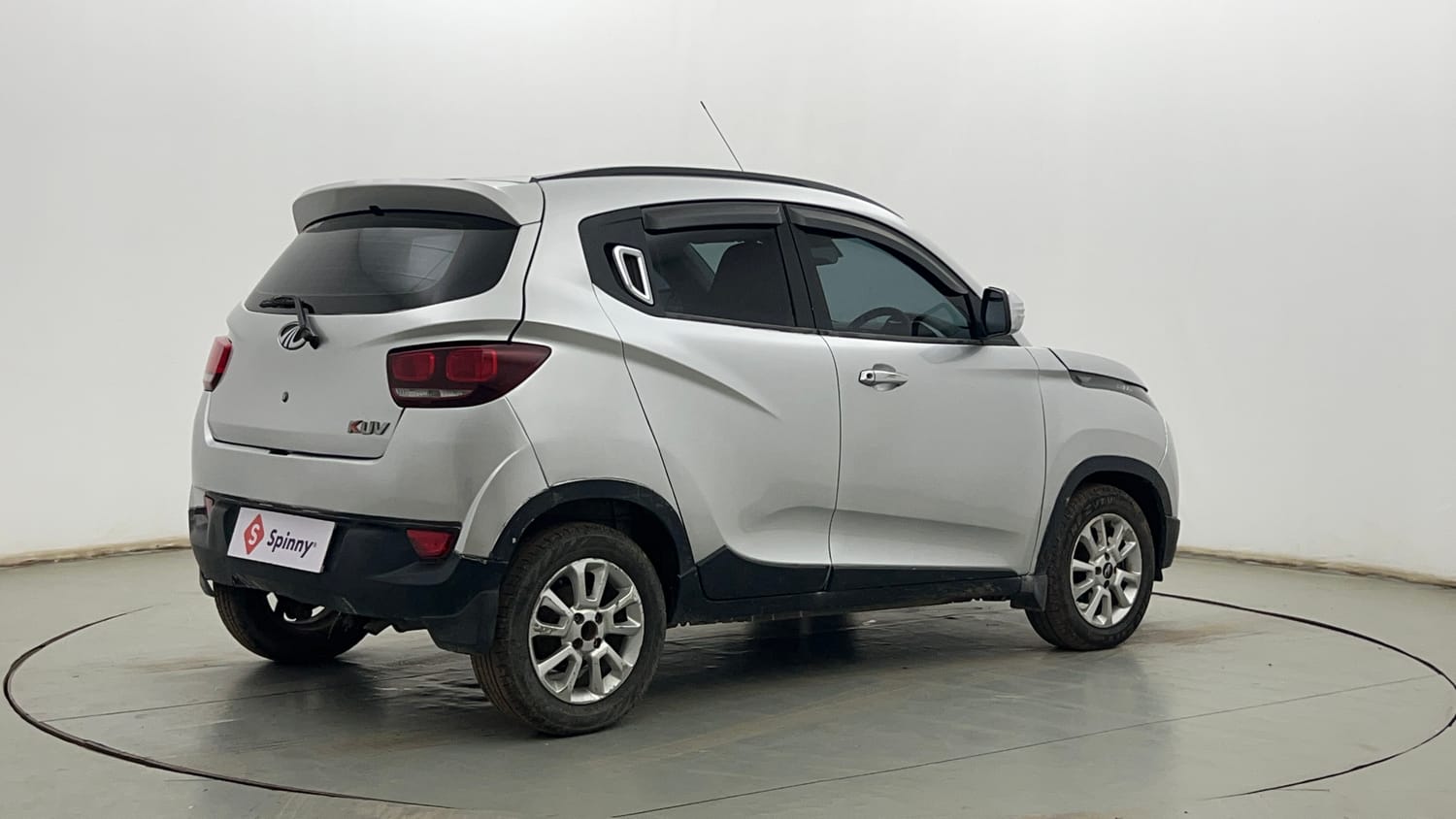 Used 2019 Mahindra KUV100 K8 D 6 STR Diesel Manual exterior RIGHT REAR CORNER VIEW