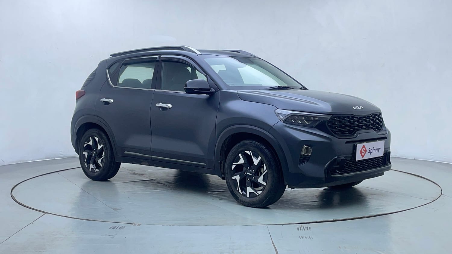 Used 2023 Kia Sonet X Line 1.5 Diesel AT Diesel Automatic exterior RIGHT FRONT CORNER VIEW