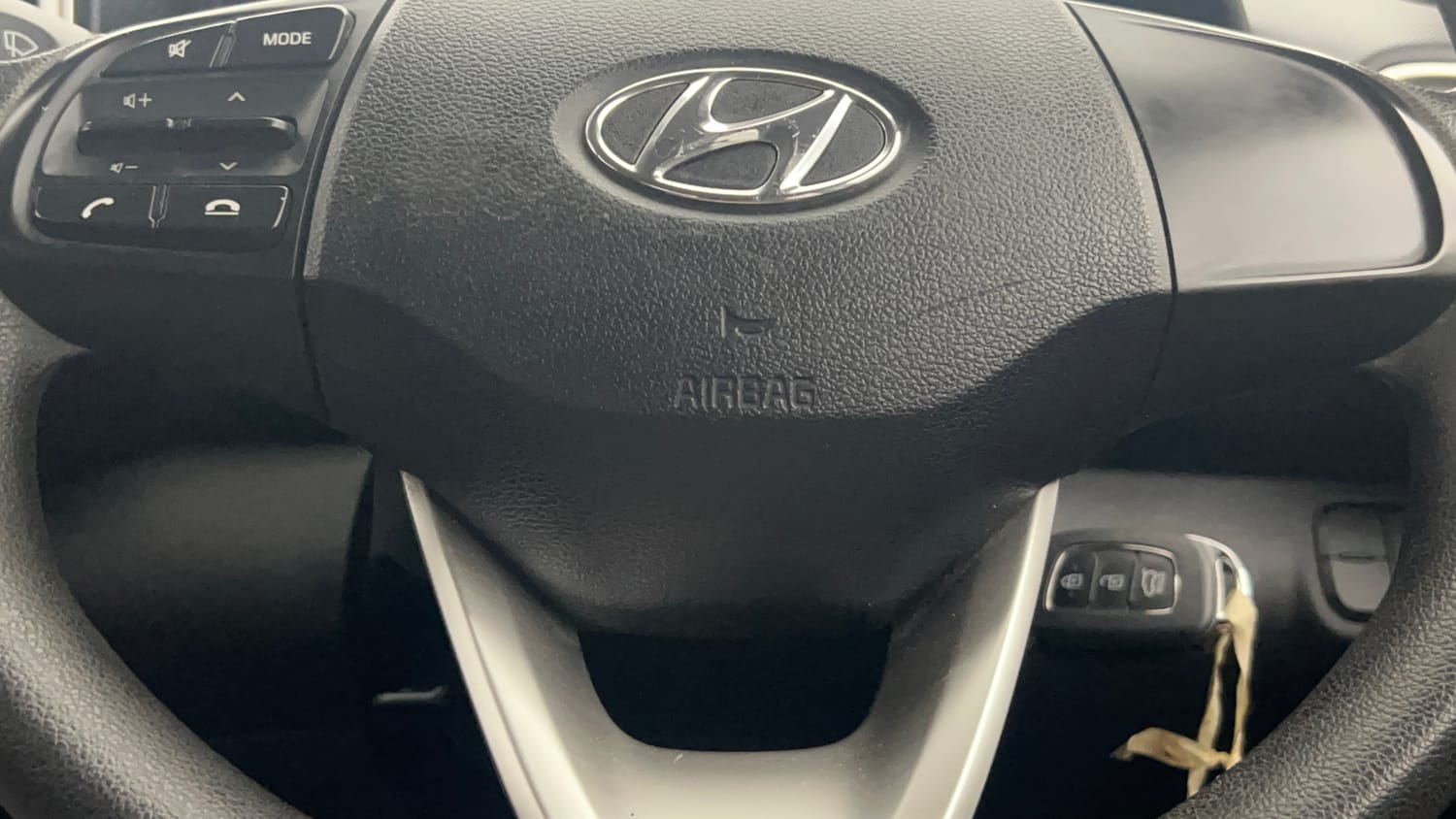 Used 2019 hyundai Venue S 1.0 Turbo Petrol Petrol Manual top_features Airbags