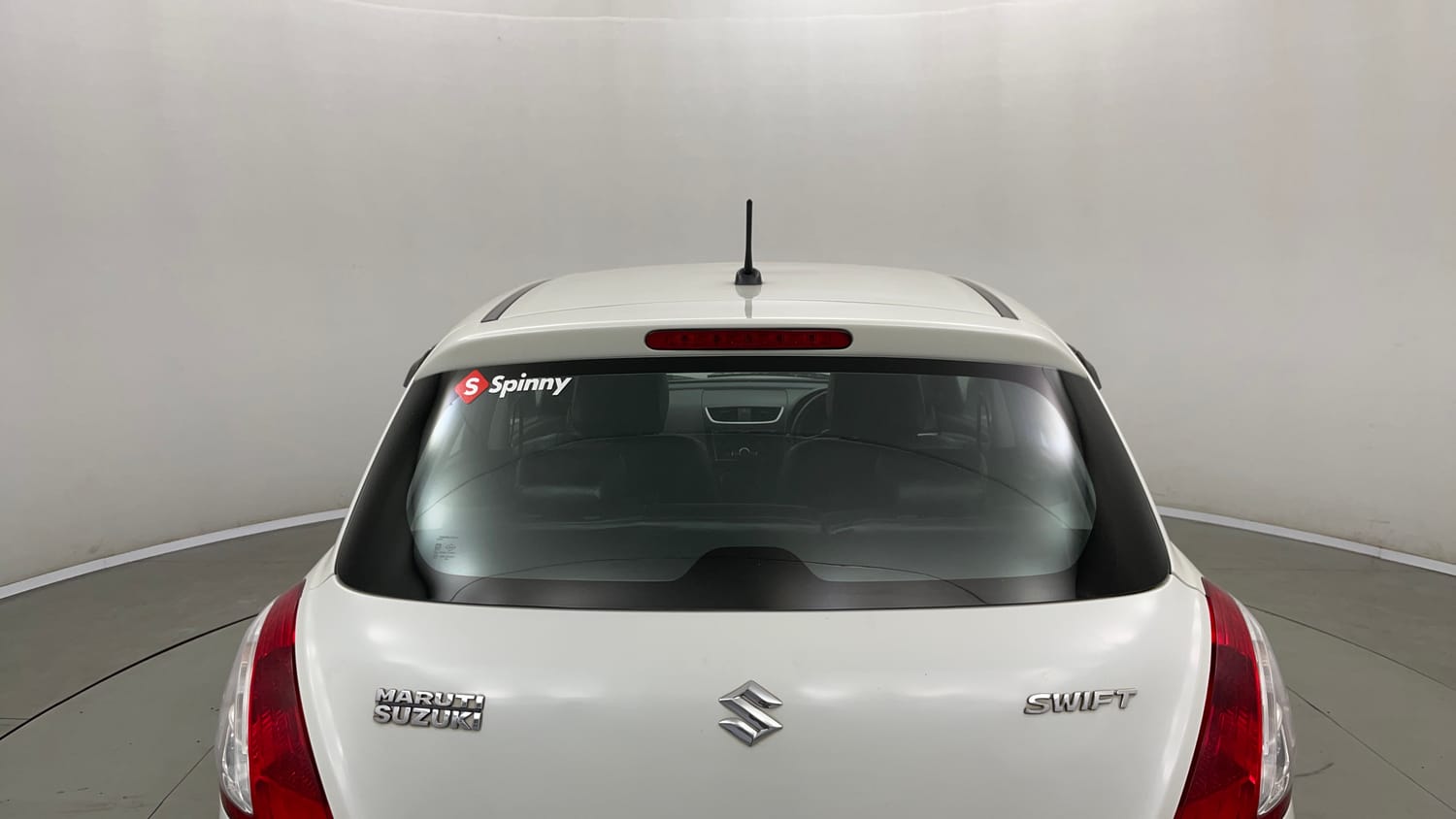 Used 2016 Maruti Suzuki Swift Lxi (O) Petrol Manual exterior BACK WINDSHIELD VIEW