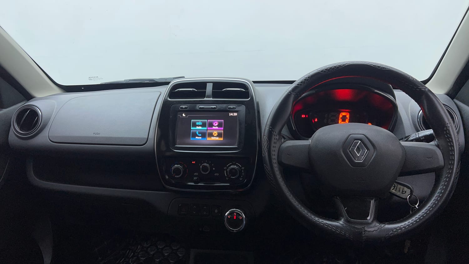 2019 Renault Kwid 1.0 RXT AMT Opt-12