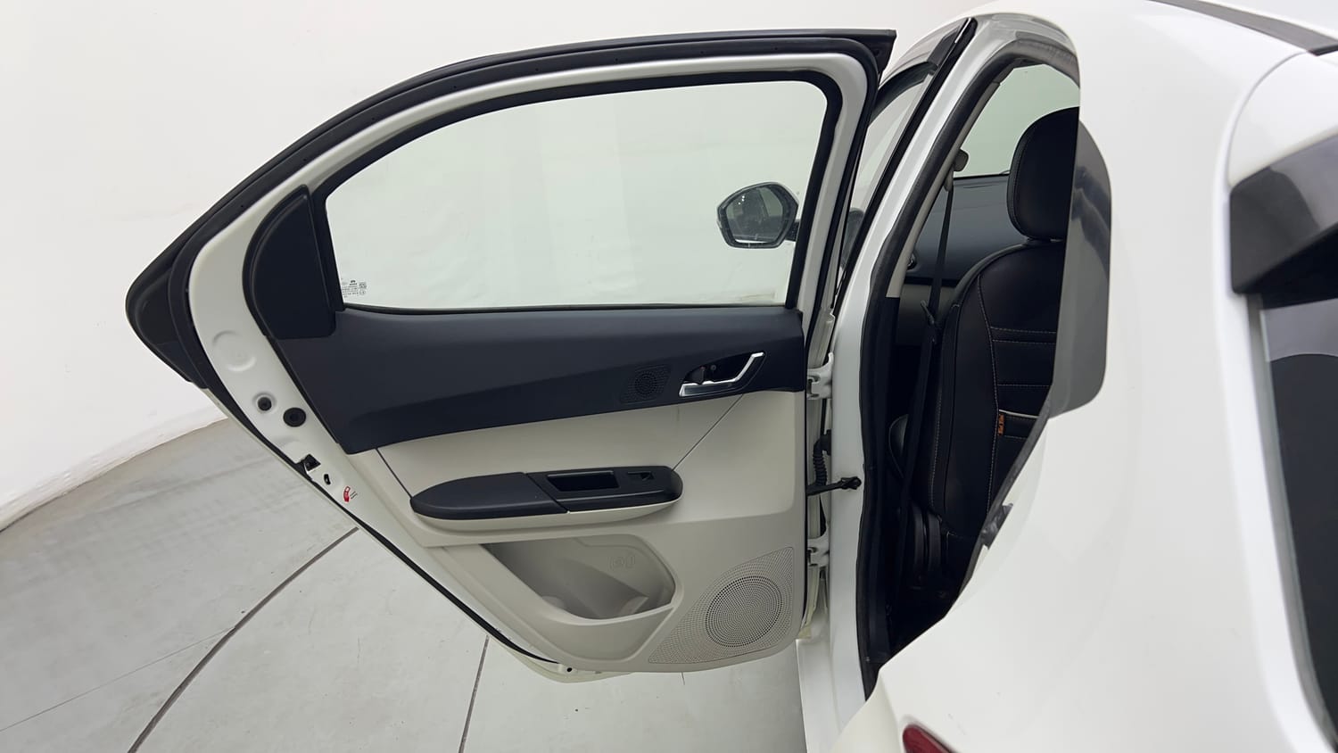 Used 2022 Tata Tiago XZ Plus CNG Cng Manual interior LEFT REAR DOOR OPEN VIEW
