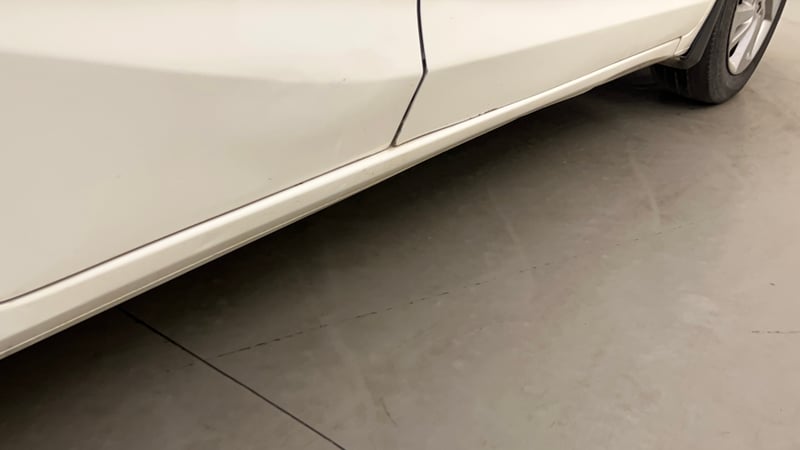 Used 2015 Honda Jazz V AT Petrol Petrol Automatic dents MINOR DENT