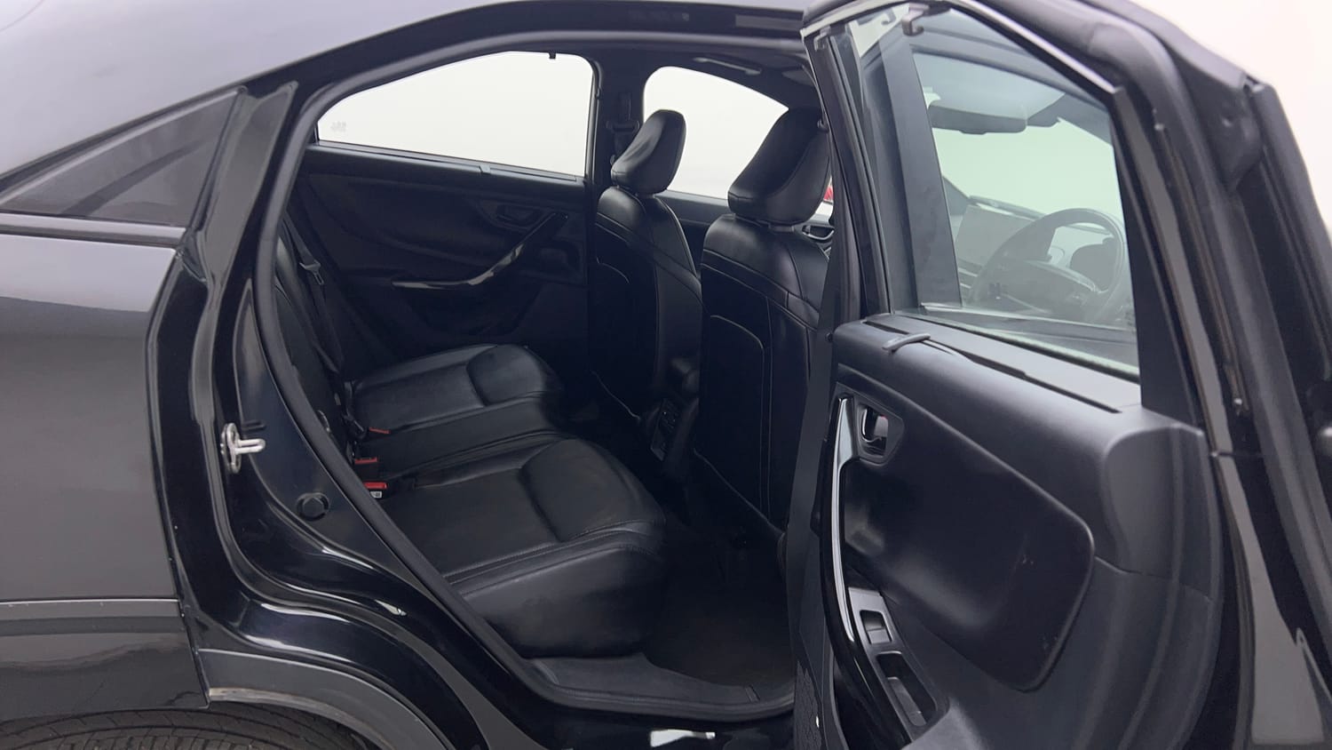 2025 Tata Curvv Accomplished Plus A 1.5 Kryojet Diesel 7DCA Dark Edition-18