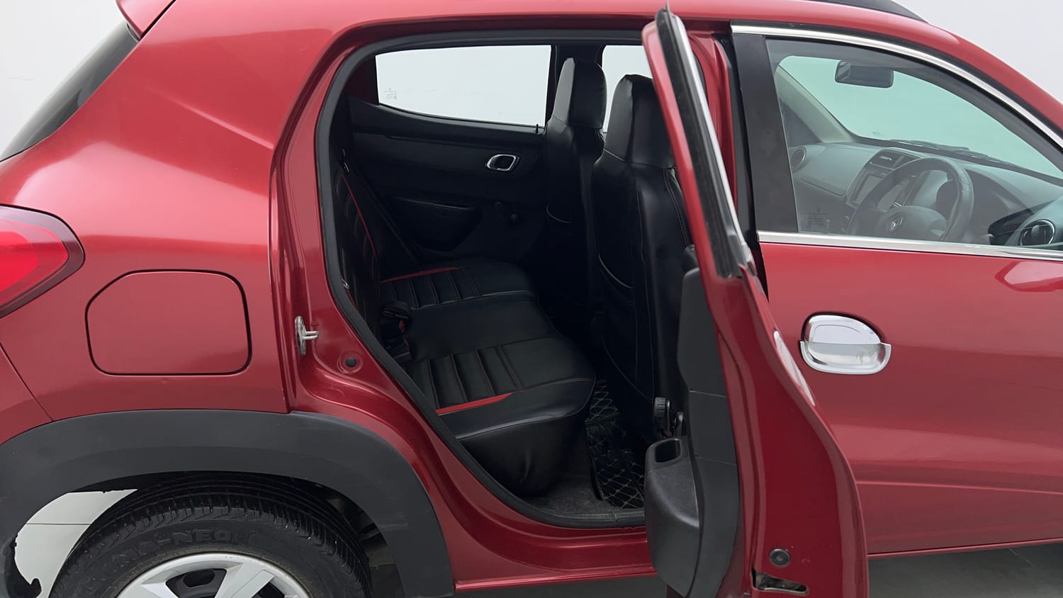 2019 Renault Kwid 1.0 RXT AMT Opt-18
