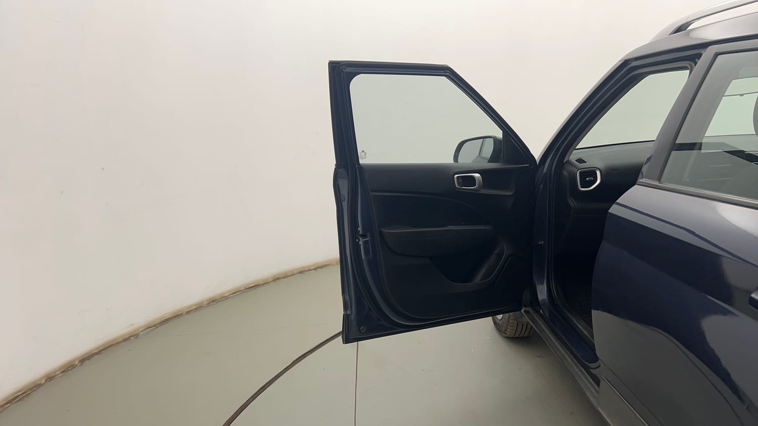Used 2019 hyundai Venue S 1.0 Turbo Petrol Petrol Manual interior LEFT FRONT DOOR OPEN VIEW