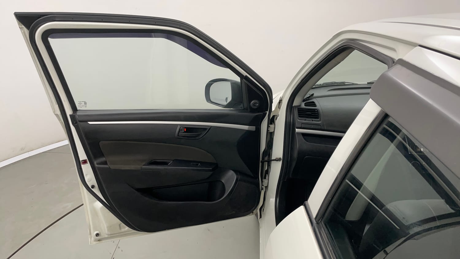 Used 2016 Maruti Suzuki Swift Lxi (O) Petrol Manual interior LEFT FRONT DOOR OPEN VIEW
