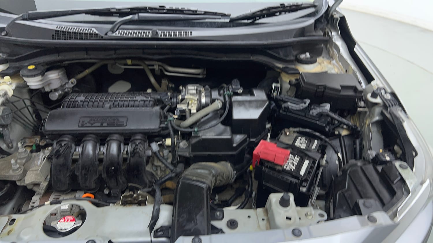 Used 2023 Honda Amaze S 1.2 Petrol CVT Petrol Automatic engine ENGINE LEFT SIDE VIEW