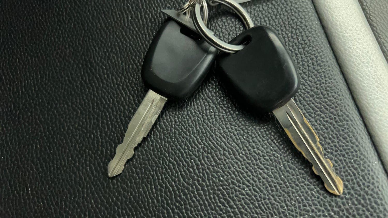 Used 2021 Maruti Suzuki Alto 800 LXi Petrol Manual extra CAR KEY VIEW