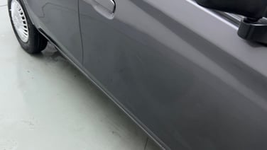 minor_scratch_0