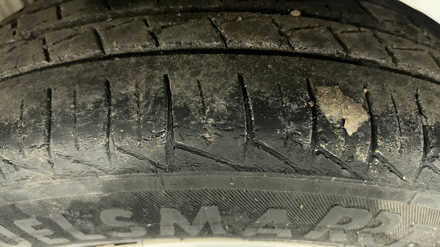 Used 2021 Maruti Suzuki Alto 800 LXi Petrol Manual tyres LEFT REAR TYRE TREAD VIEW