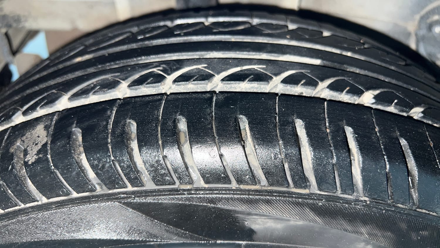 Used 2022 Tata Tiago XZ Plus CNG Cng Manual tyres RIGHT REAR TYRE TREAD VIEW