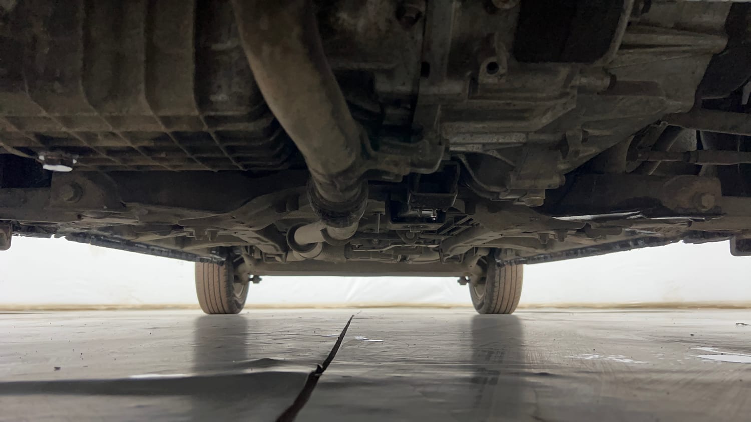 Used 2019 Mahindra KUV100 K8 D 6 STR Diesel Manual extra FRONT LEFT UNDERBODY VIEW