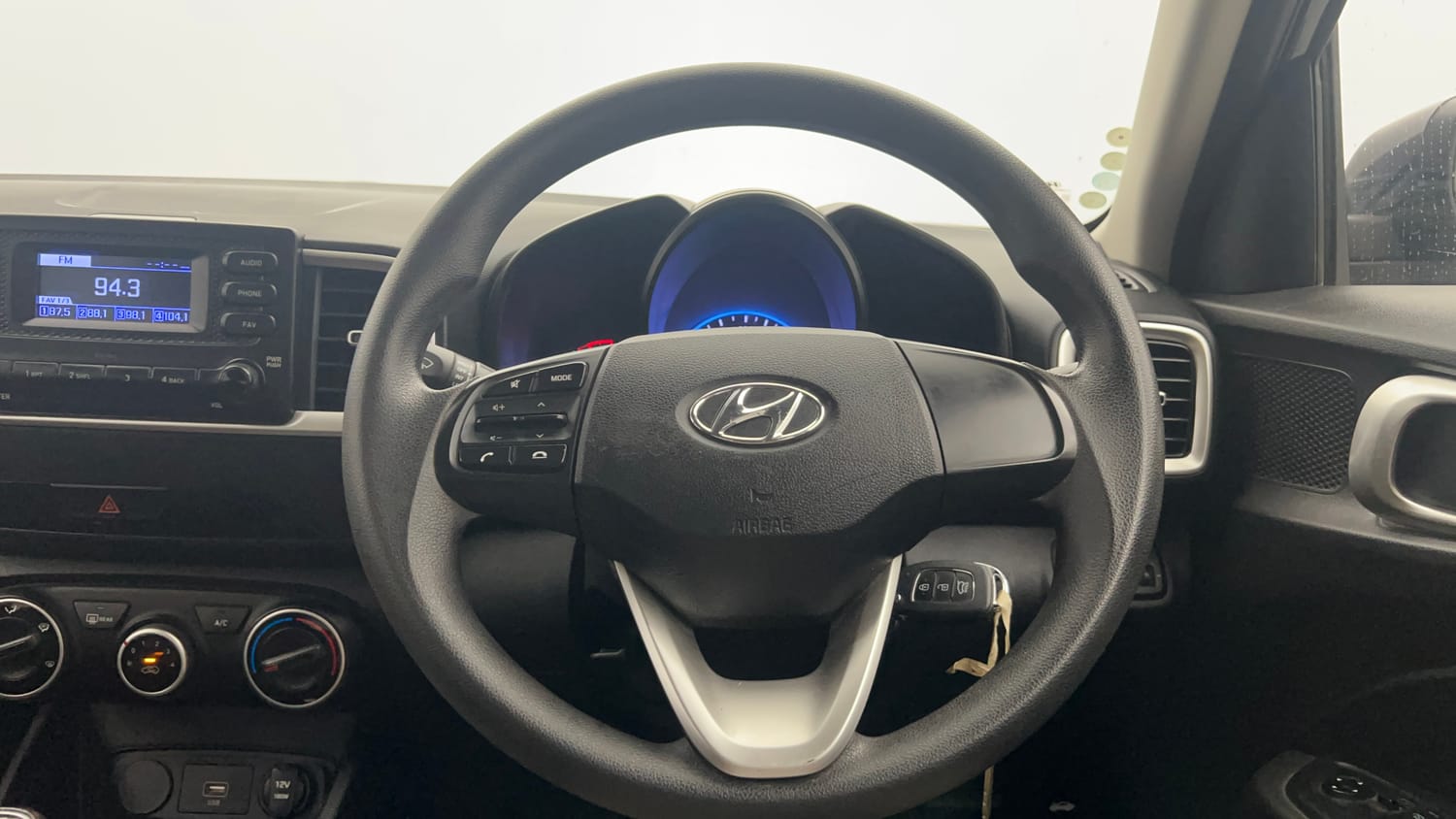 Used 2019 hyundai Venue S 1.0 Turbo Petrol Petrol Manual interior STEERING VIEW