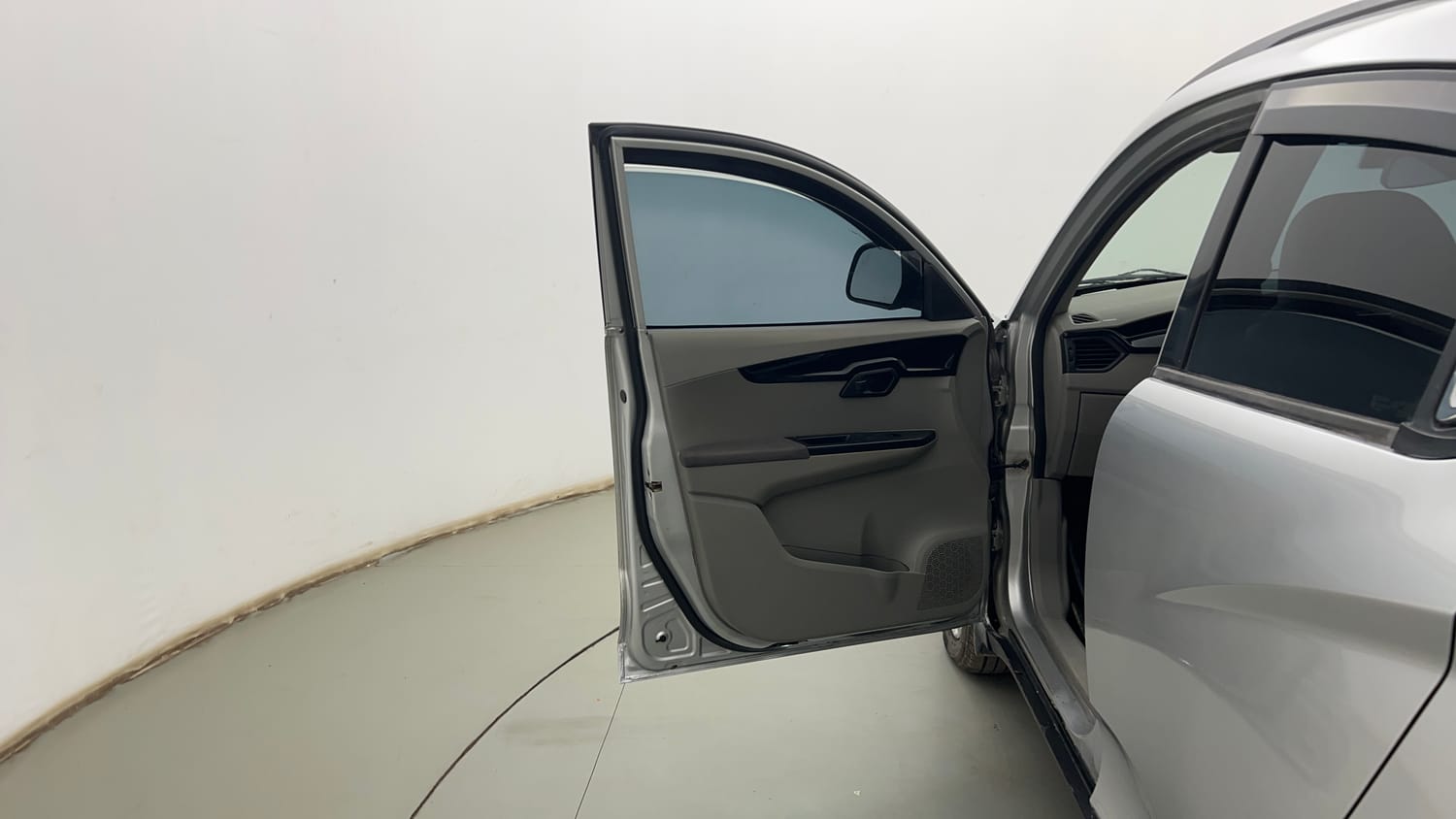 Used 2019 Mahindra KUV100 K8 D 6 STR Diesel Manual interior LEFT FRONT DOOR OPEN VIEW