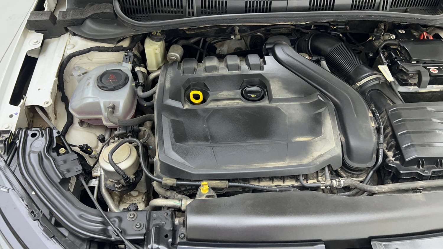 2022 Skoda Slavia Style 1.5L TSI MT-29