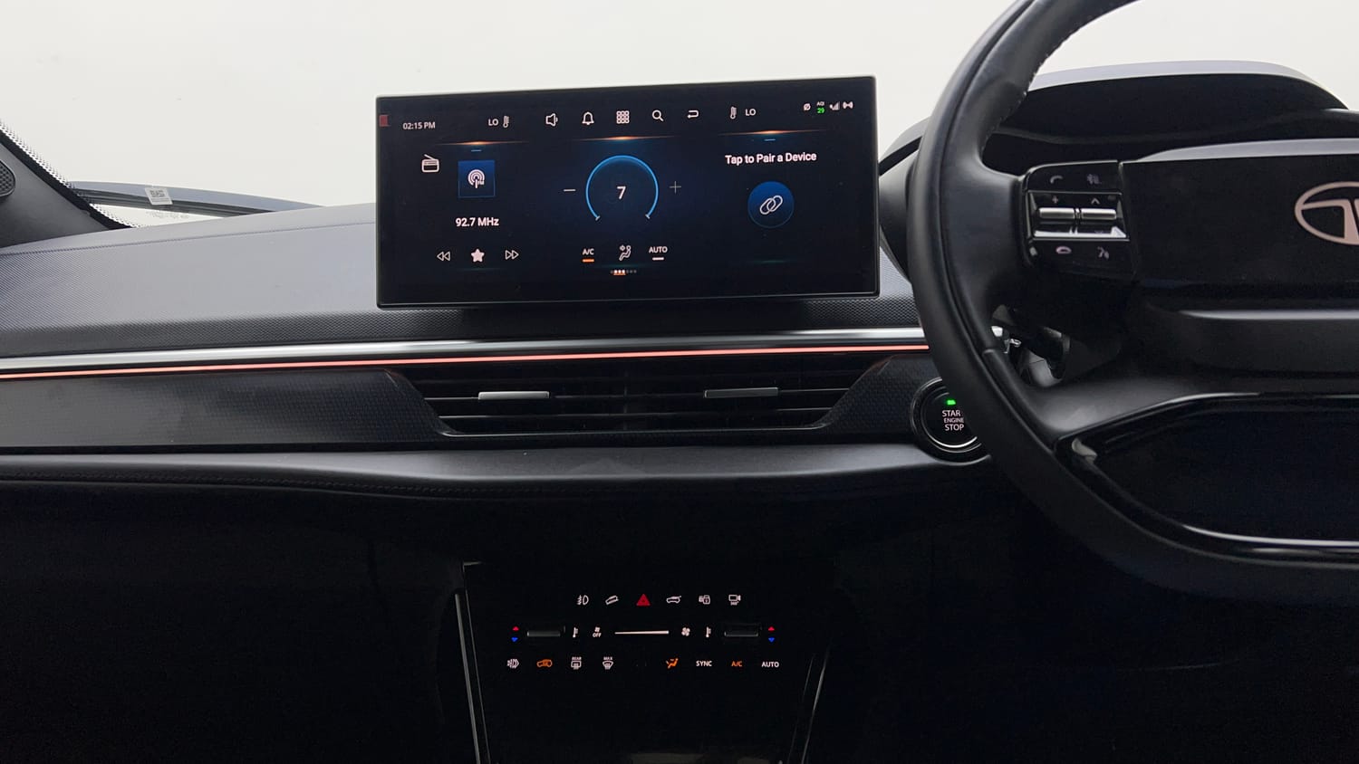 2025 Tata Curvv Accomplished Plus A 1.5 Kryojet Diesel 7DCA Dark Edition-13