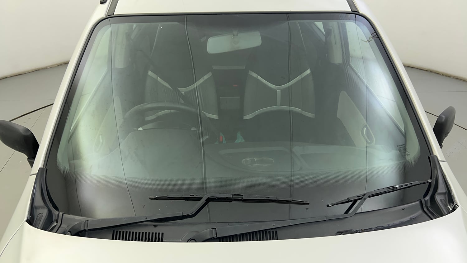 Used 2021 Maruti Suzuki Alto 800 LXi Petrol Manual exterior FRONT WINDSHIELD VIEW