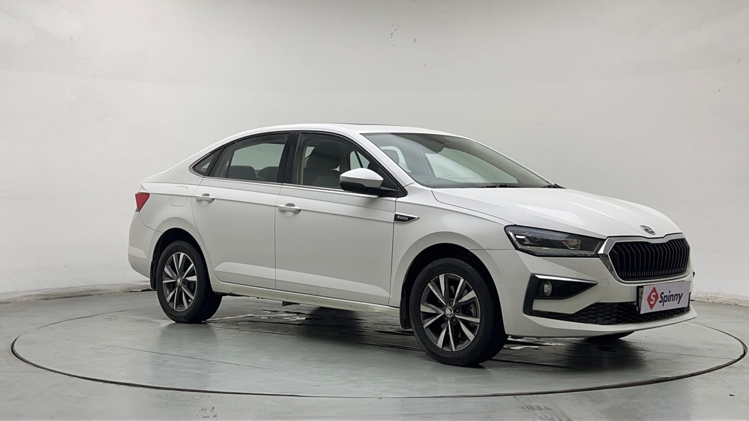 2022 Skoda Slavia Style 1.5L TSI MT-6