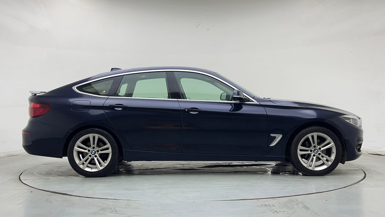 2019 BMW 3 Series GT 320d Sport-5