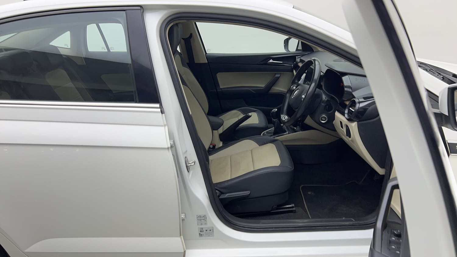 2022 Skoda Slavia Style 1.5L TSI MT-17