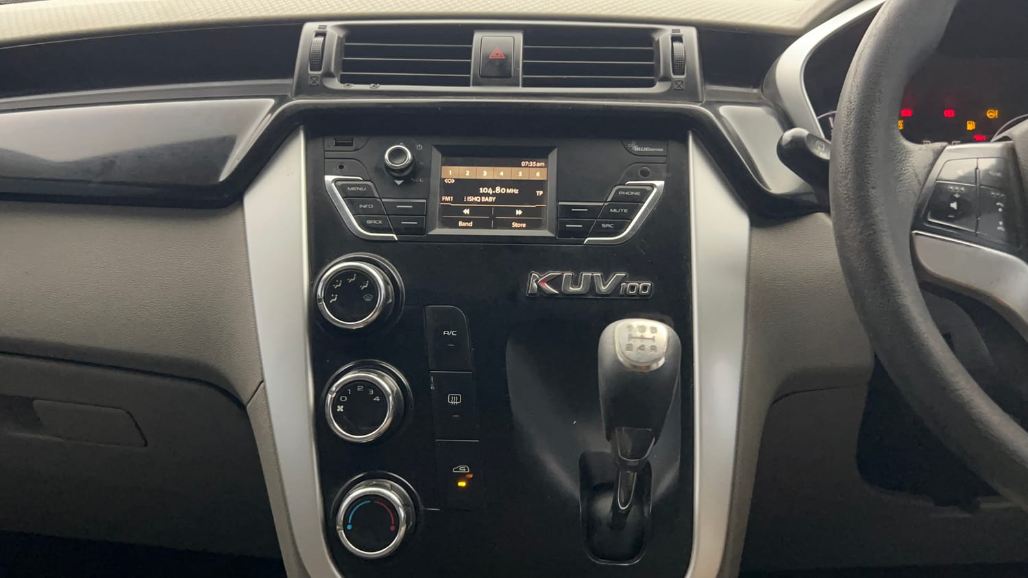 Used 2019 Mahindra KUV100 K8 D 6 STR Diesel Manual interior MUSIC SYSTEM & AC CONTROL VIEW