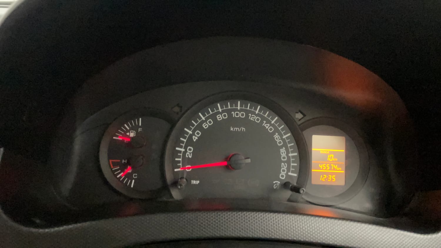 Used 2016 Maruti Suzuki Swift Lxi (O) Petrol Manual interior CLUSTERMETER VIEW