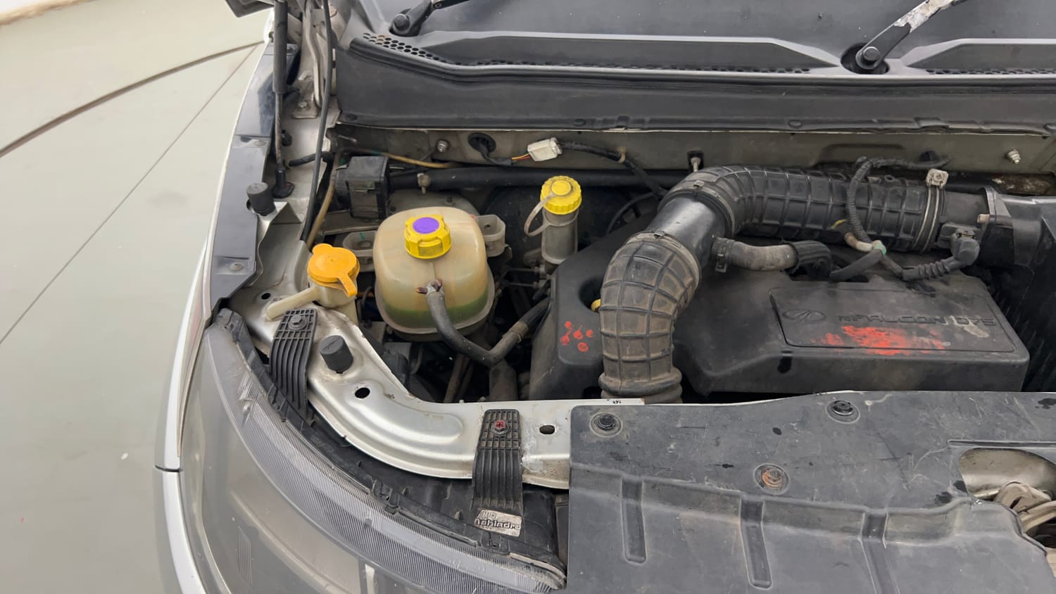 Used 2019 Mahindra KUV100 K8 D 6 STR Diesel Manual engine ENGINE RIGHT SIDE VIEW