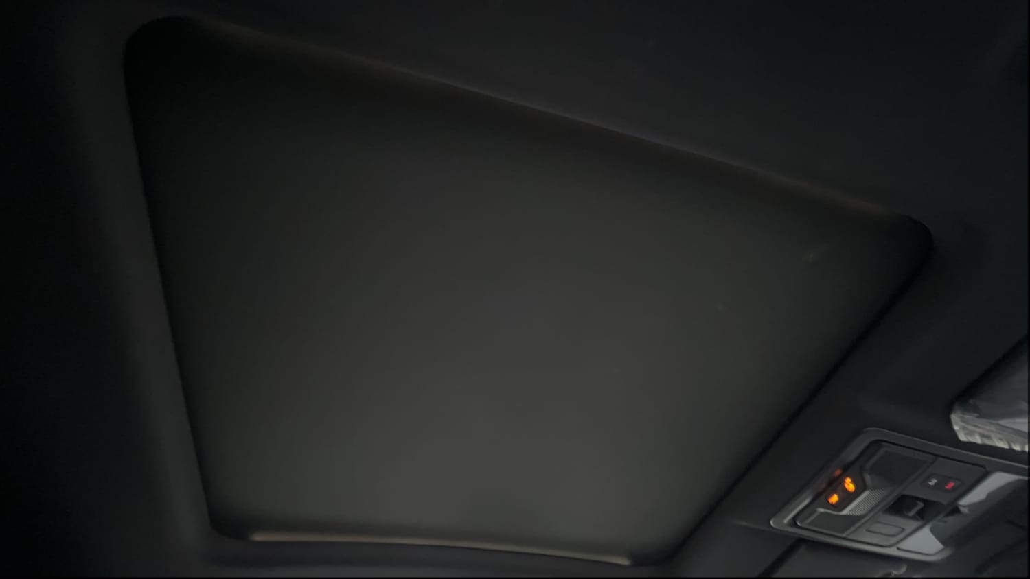 2025 Tata Curvv Accomplished Plus A 1.5 Kryojet Diesel 7DCA Dark Edition-42