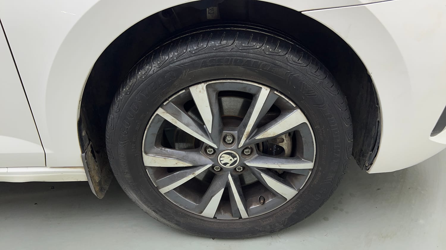 2022 Skoda Slavia Style 1.5L TSI MT-32