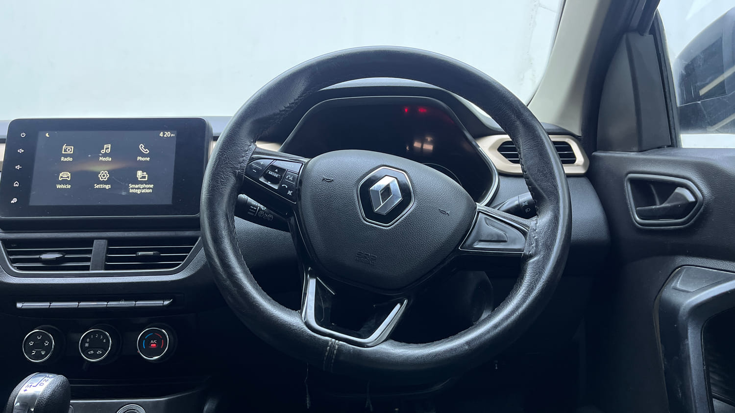 Used 2024 Renault Kiger RXT AMT Petrol Automatic interior STEERING VIEW