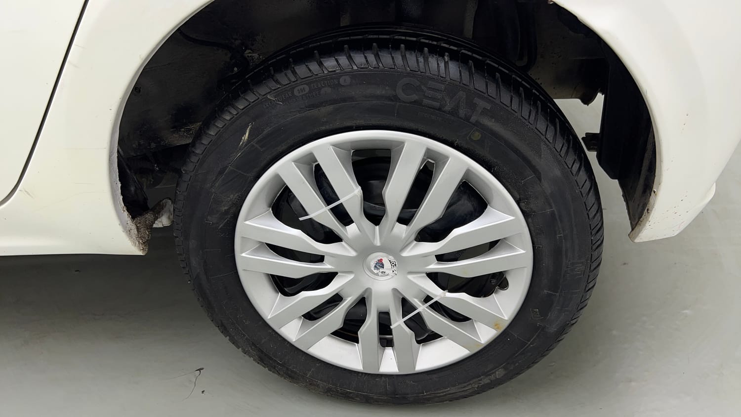 Used 2022 Tata Tiago XZ Plus CNG Cng Manual tyres LEFT REAR TYRE RIM VIEW