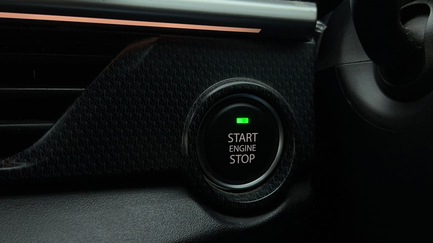 2025 Tata Curvv Accomplished Plus A 1.5 Kryojet Diesel 7DCA Dark Edition-43